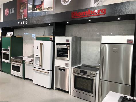 appliance stores mississauga open today